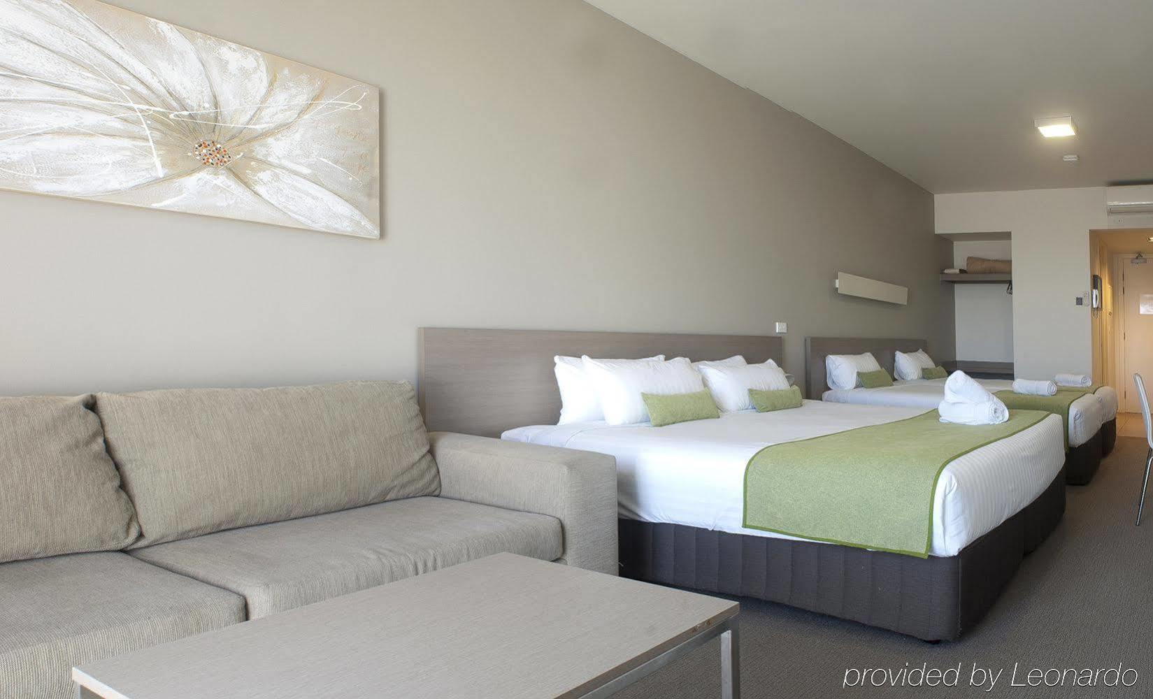 Abode Gungahlin Aparthotel Canberra Exterior foto