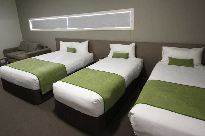 Abode Gungahlin Aparthotel Canberra Exterior foto